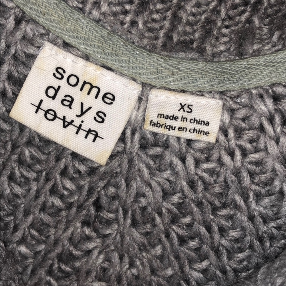 Sweater - Picture 2 of 4